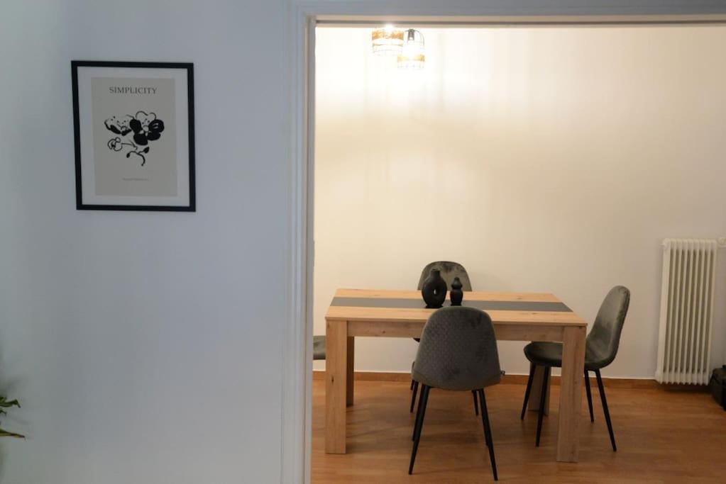 Minimal Apartment In Koukaki Athen Eksteriør bilde